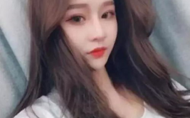 抖音网红安琪儿吃瓜