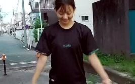 小姐姐跳绳飞快,小姐姐跳绳速度惊人
