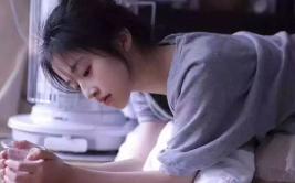 网红小姐姐截肢照片,展现坚强意志